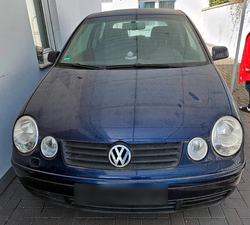 Second-hand VW Polo 2004 Albastru Hatchback