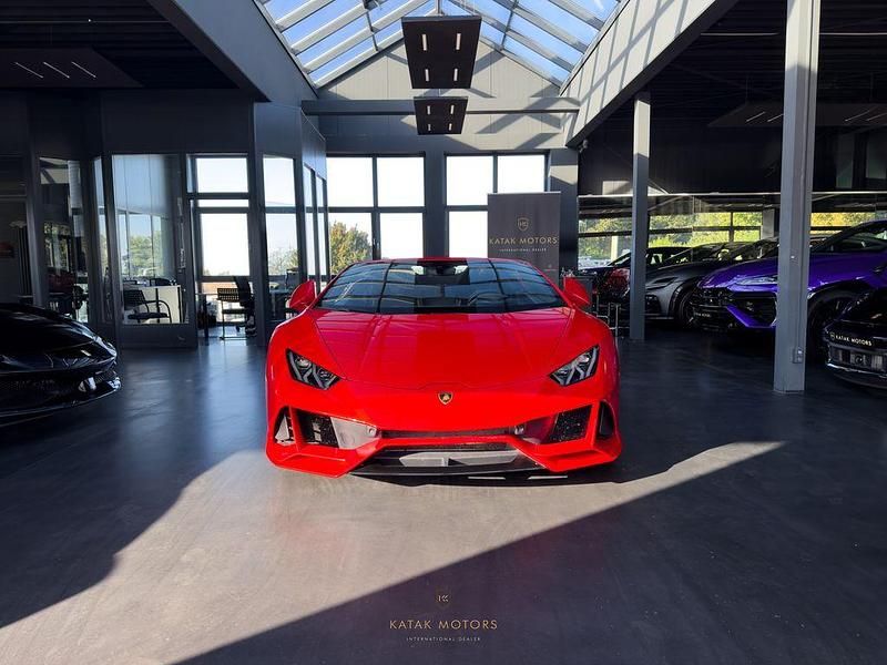 Rot Gebraucht 2022 Lamborghini Huracán Cabrio | 285.481 € - Bild 1/4