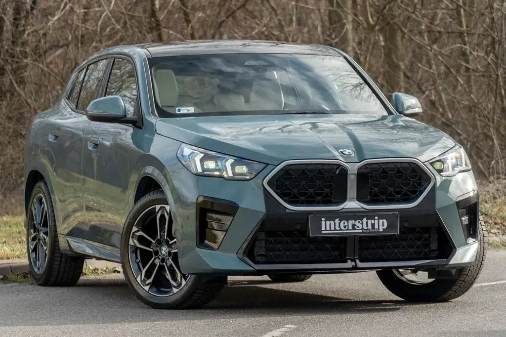 Gebraucht BMW X2 Sport Line 163 PS (119 kW) 2026 Grün SUV