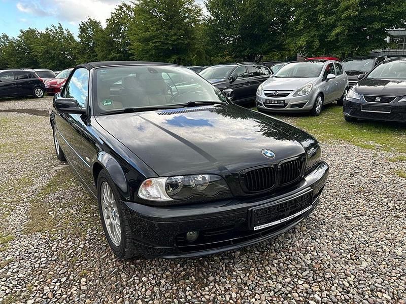 Schwarz Gebraucht 2002 BMW 318 Cabriolet Performance Cabrio | 3.950 € (Guter Preis) - Bild 1/4
