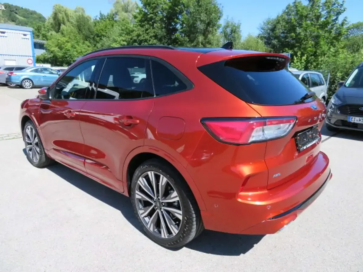 Gebraucht Ford Kuga ST-Line X 190 PS (139 kW) 2020 Sedonaorange metallic SUV