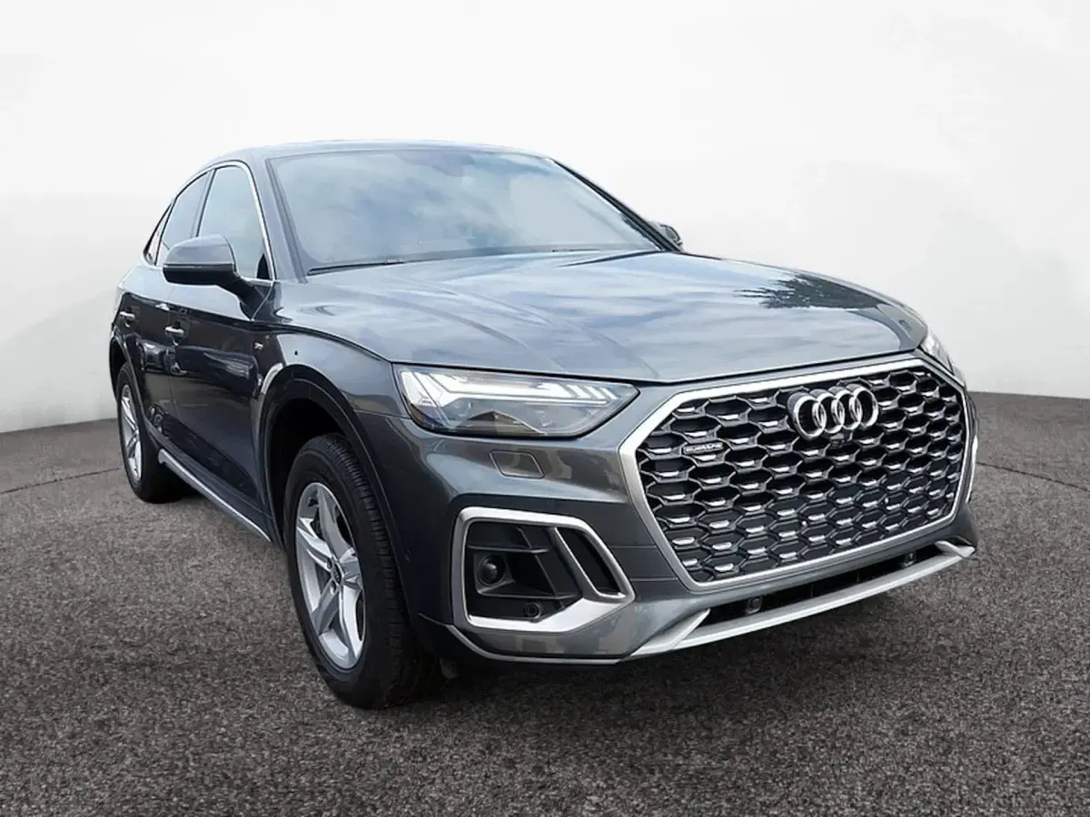 Gebraucht Audi Q5 Sportback S-Line 204 PS (150 kW) 2023 Daytonagrau perleffekt SUV