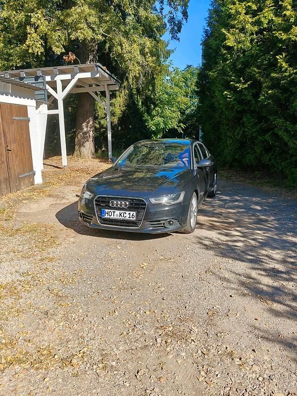 Schwarz Gebraucht 2014 Audi A6 Limousine | 11.000 € (Guter Preis) - Bild 1/4