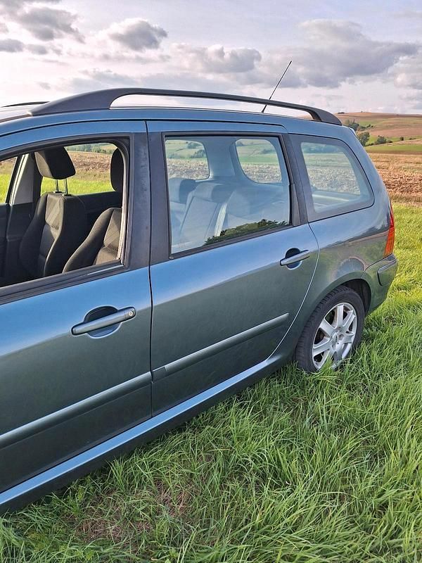 Gebraucht Peugeot 307 107 PS (78 kW) 2006 Silber Kombi