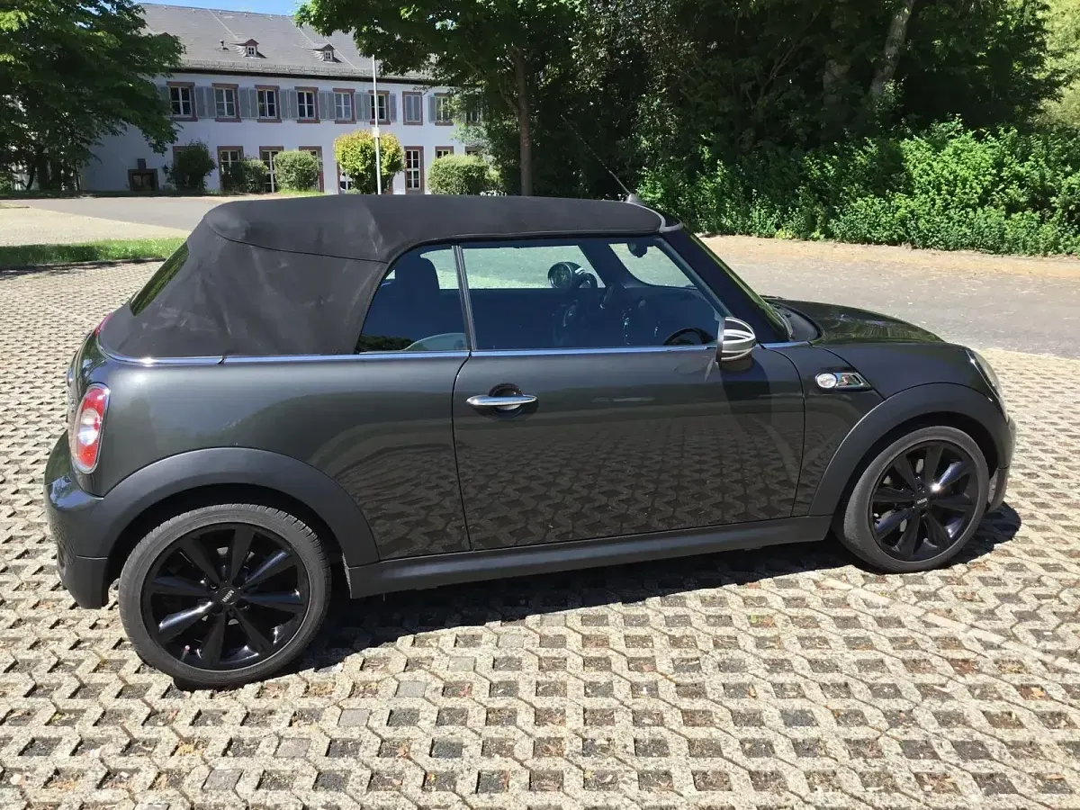 Gebraucht Mini Cooper S Cabriolet 184 PS (135 kW) 2015 Grau Cabrio