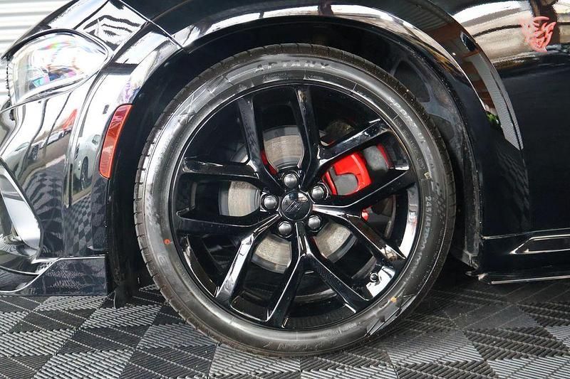 Gebraucht Dodge Charger SXT 292 PS (214 kW) 2021 Schwarz Limousine