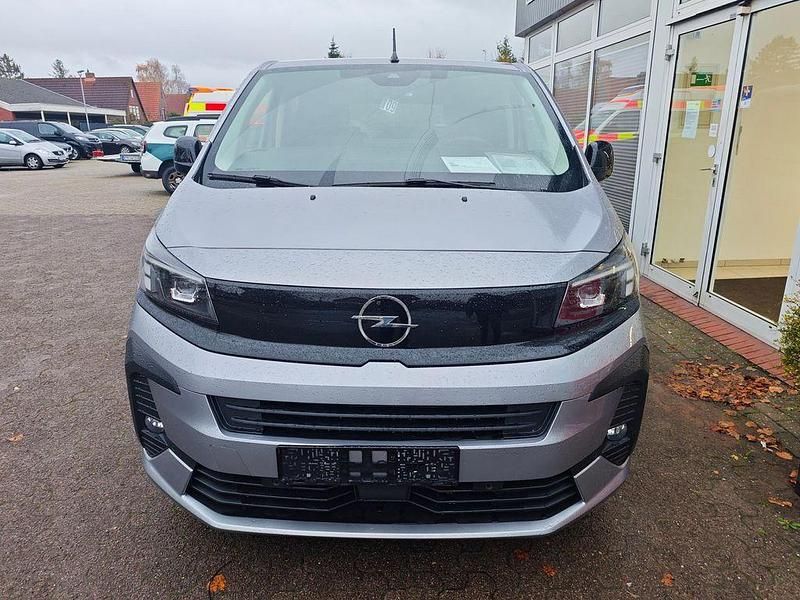 Neu Opel Zafira Edition 177 PS (130 kW) 2025 Grau Van / Kleinbus