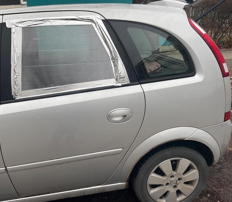 Gebraucht Opel Meriva 74 PS (54 kW) 2003 Silber Van / Kleinbus