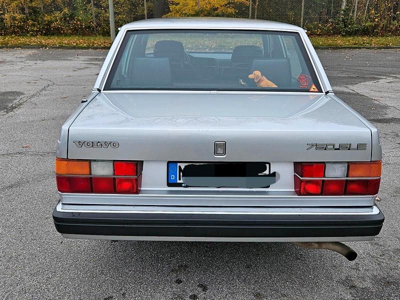 Gebraucht Volvo 760 143 PS (105 kW) 1988 Silber Limousine