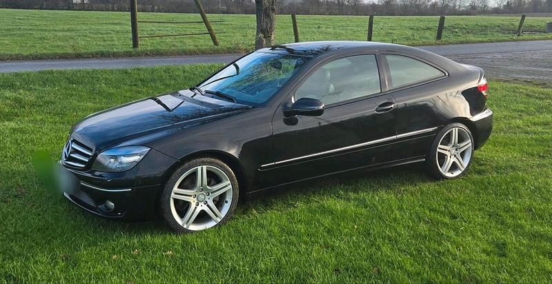 Gebraucht Mercedes CLC200 184 PS (135 kW) 2008 Schwarz Kleinwagen