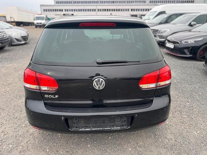 Gebraucht VW Golf VI 80 PS (58 kW) 2011 Schwarz Kleinwagen