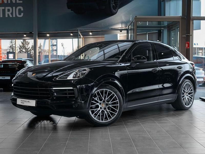 Second-hand Porsche Cayenne Platinum Edition 340 CP (250 kW) 2023 Negru SUV
