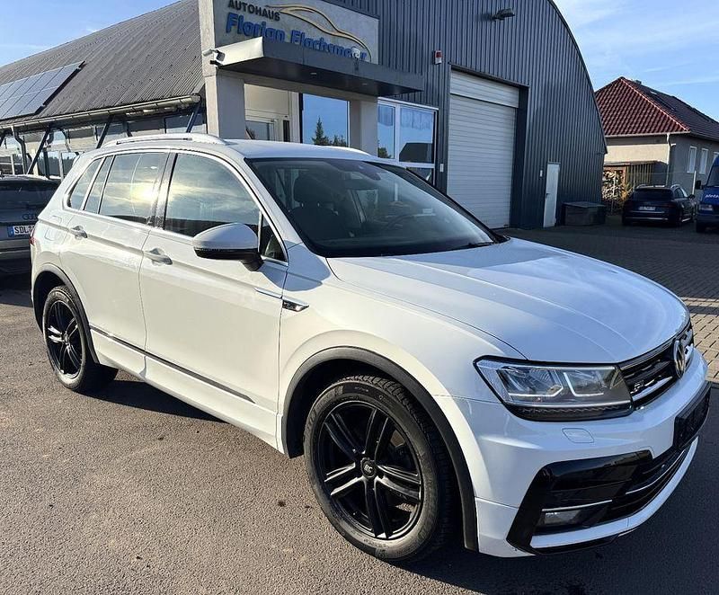 Weiß Gebraucht 2017 VW Tiguan Highline SUV | 20.790 € (Fairer Preis) - Bild 1/4