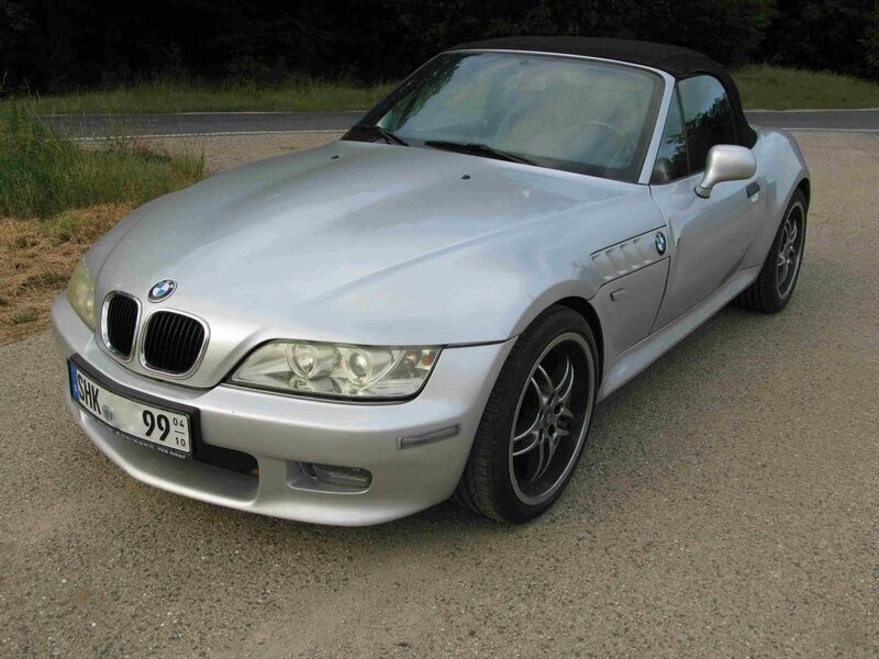 Silber Gebraucht 2001 BMW Z3 Cabrio | 6.000 € - Bild 1/4