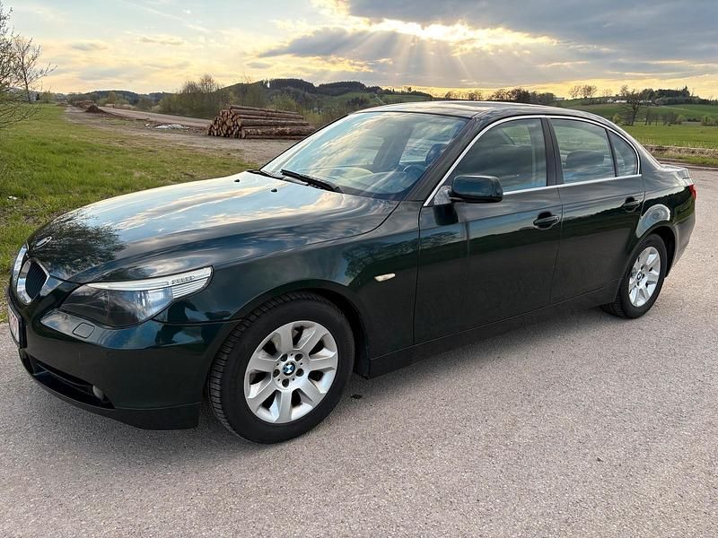 Second-hand BMW 525 192 CP (141 kW) 2004 Verde Berlinǎ