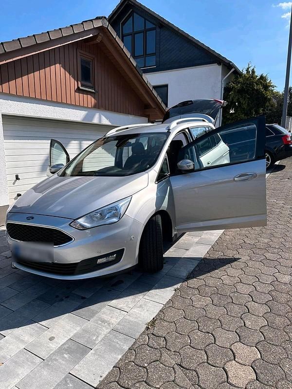 Silber Gebraucht 2016 Ford Grand C-Max Business Edition Van / Kleinbus | 7.700 € (Superpreis) - Bild 1/4