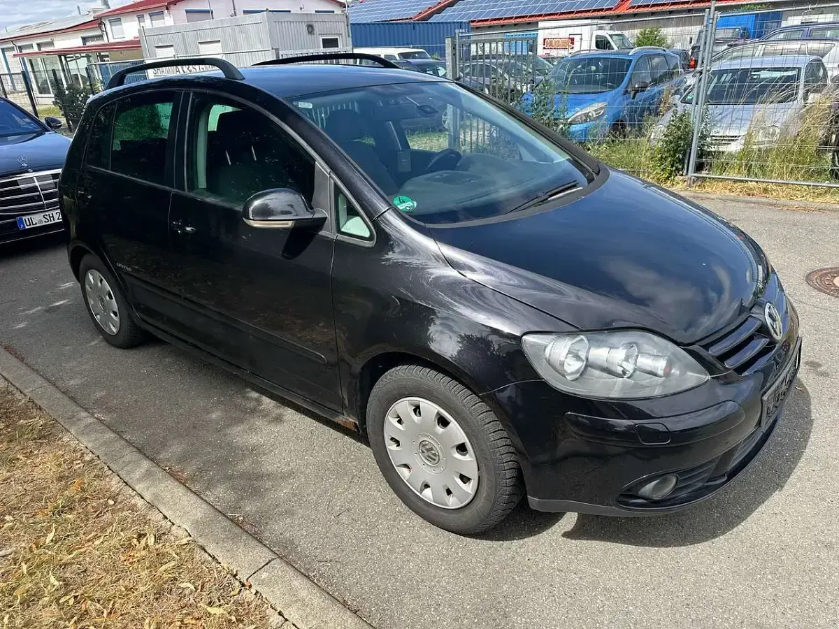 Gebraucht VW Golf V United 105 PS (77 kW) 2007 Black magic perleffekt Kleinwagen