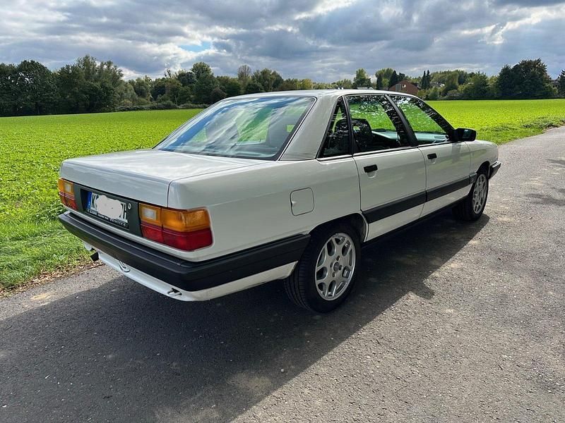 Gebraucht Audi 100 136 PS (100 kW) 1988 Weiß Limousine