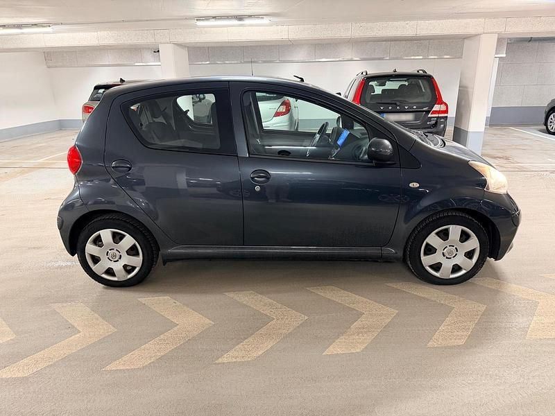 Gebraucht Toyota Aygo 67 PS (49 kW) 2005 Kleinwagen