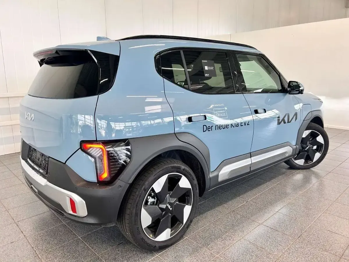 Gebraucht Kia EV2 Earth 108 kW (147 PS) 2026 (ebu) frostblau SUV