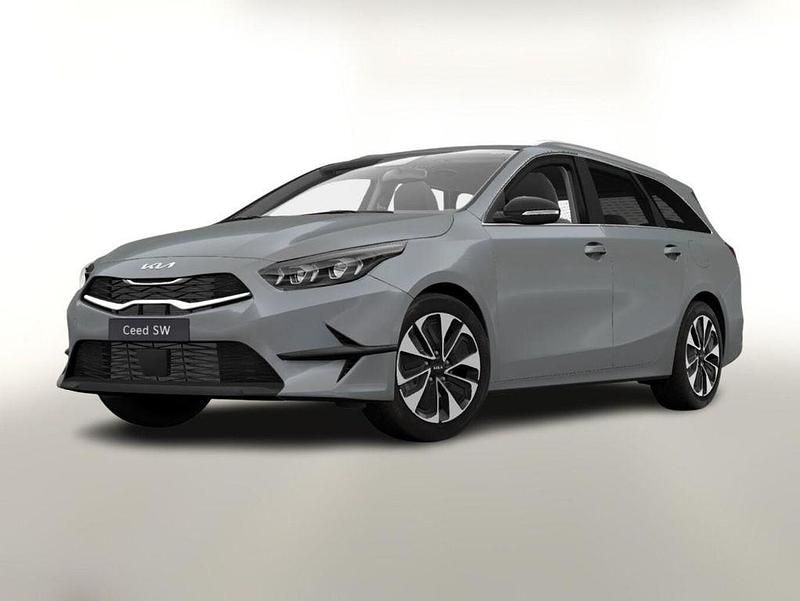 Yucca stahlgrau metallic Neu 2025 Kia Ceed Sportswagon Kombi | 23.837 € (Guter Preis) - Bild 1/4