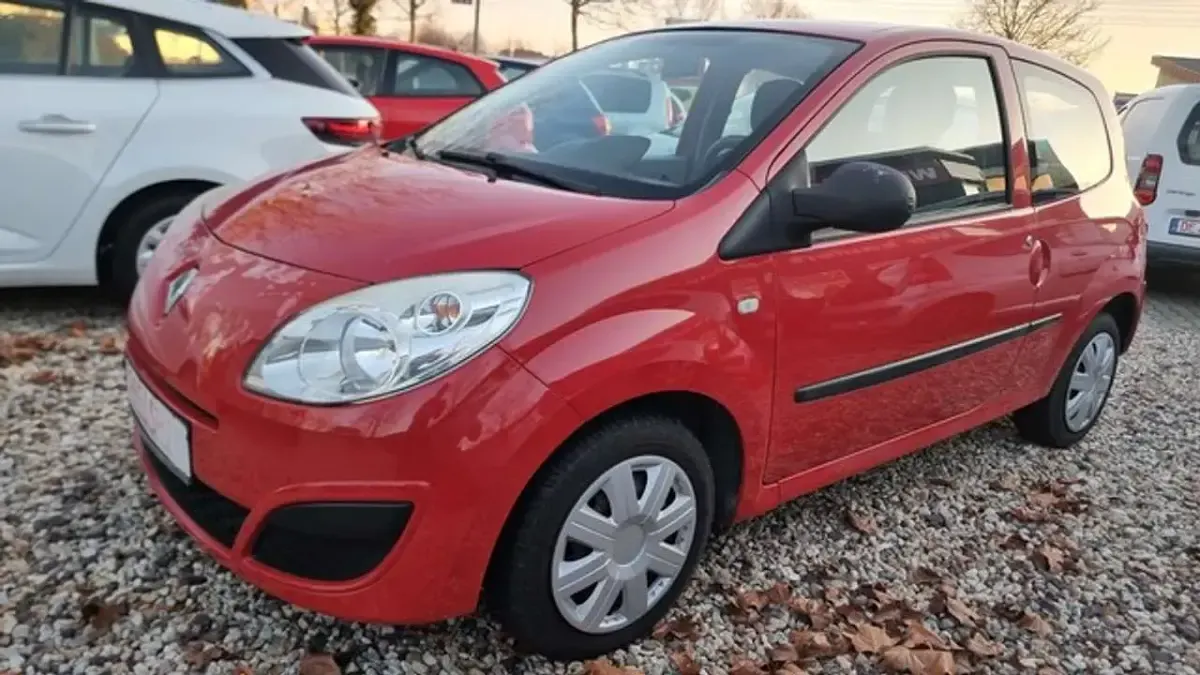 Second-hand Renault Twingo 58 CP (42 kW) 2008 Roșu Hatchback