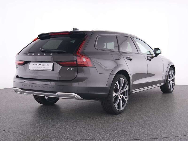 Gebraucht Volvo V90 CC Plus 197 PS (144 kW) 2023 Andere farbe Kombi