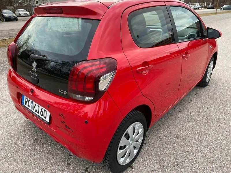 Gebraucht Peugeot 108 Active 69 PS (50 kW) 2015 Rot Kleinwagen