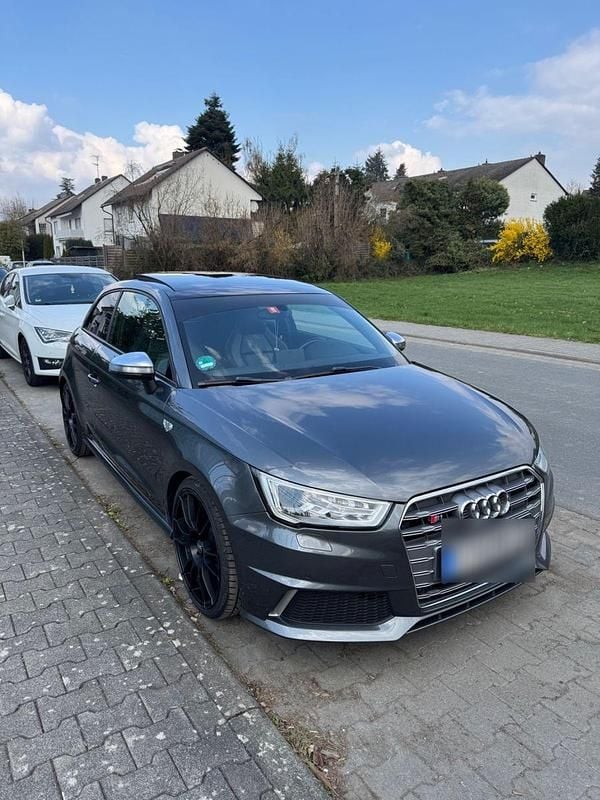 Gebraucht Audi S1 Sport 231 PS (169 kW) 2015 Grau Kleinwagen