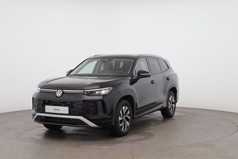 Grenadillschwarz metallic Gebraucht 2025 VW Tayron SUV | 41.290 € (Superpreis) - Bild 1/4