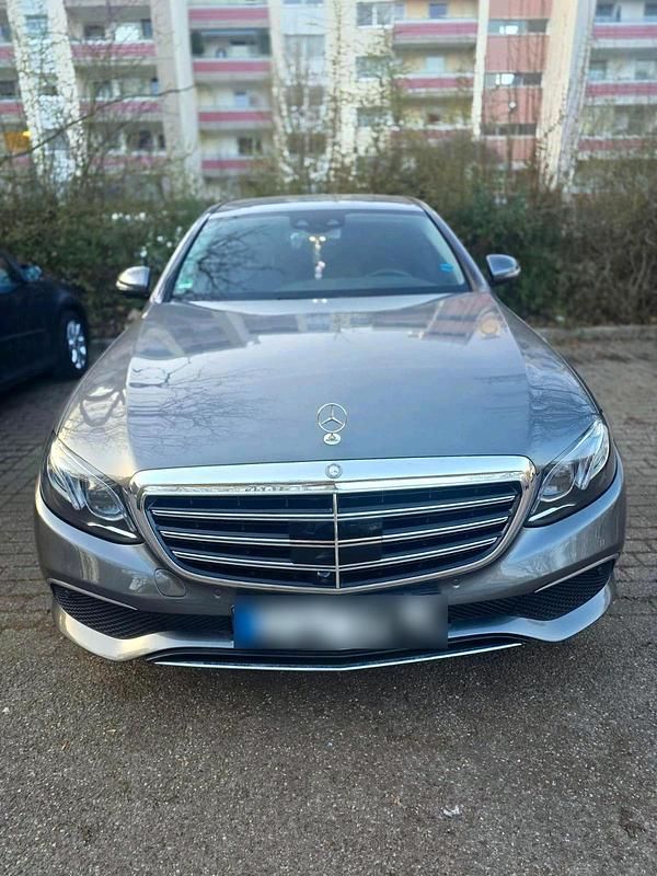 Gebraucht Mercedes E350 258 PS (189 kW) 2017 Limousine