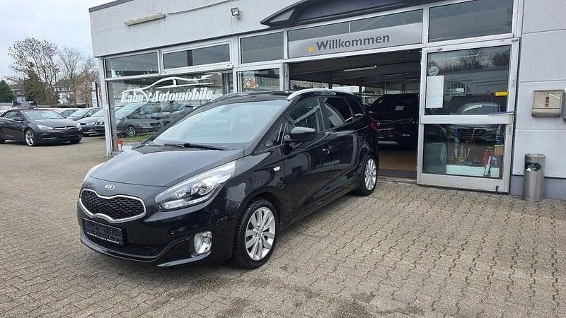 Schwarz Gebraucht 2014 Kia Carens FIFA World Cup Edition Van / Kleinbus | 7.990 € (Guter Preis) - Bild 1/4