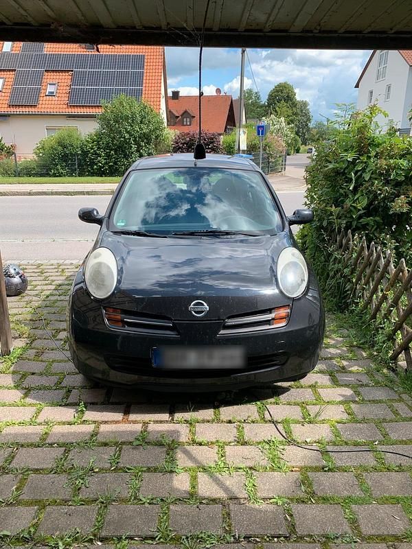 Schwarz Gebraucht 2003 Nissan Micra Kleinwagen | 1.650 € (Etwas zu teuer) - Bild 1/4