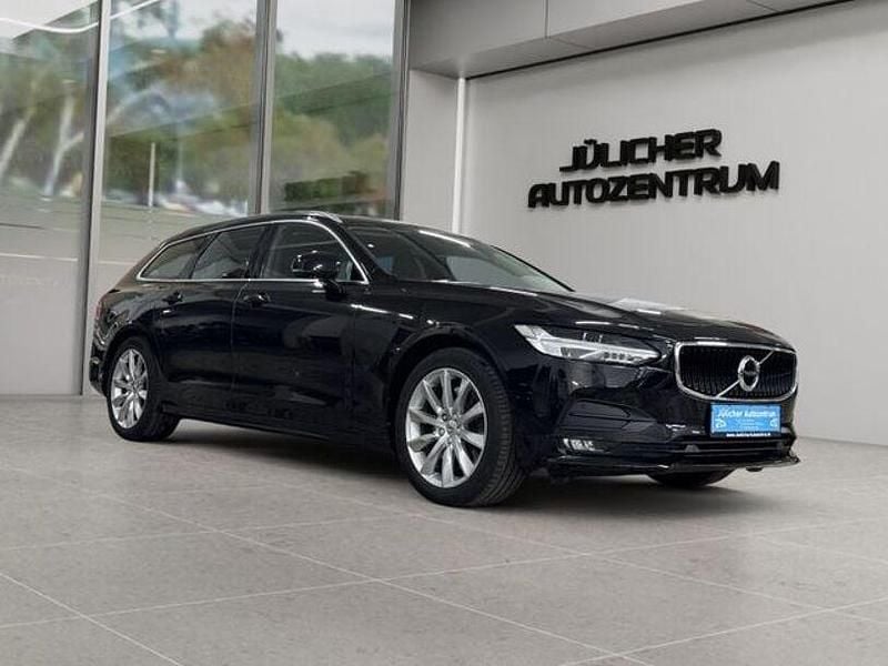 Schwarz Gebraucht 2018 Volvo V90 Momentum Kombi | 21.990 € (Guter Preis) - Bild 1/4