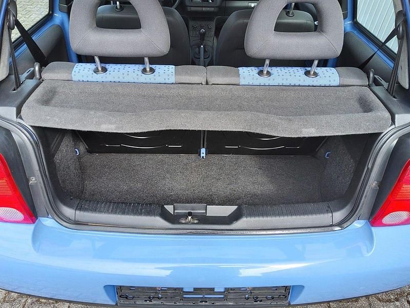 Gebraucht VW Lupo Basis 50 PS (36 kW) 2001 Blau Kleinwagen