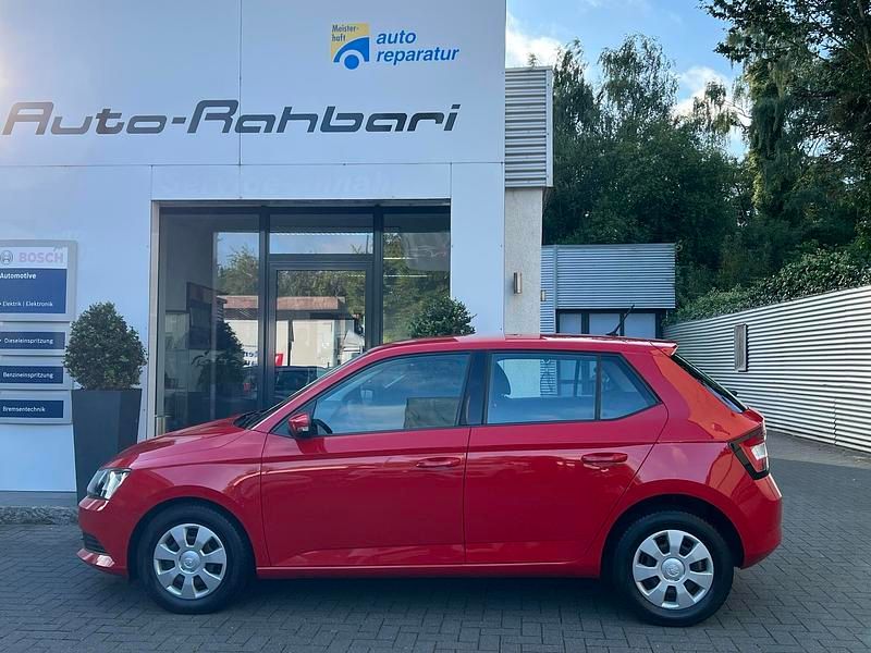 Gebraucht Skoda Fabia Active 60 PS (44 kW) 2018 Rot Kleinwagen