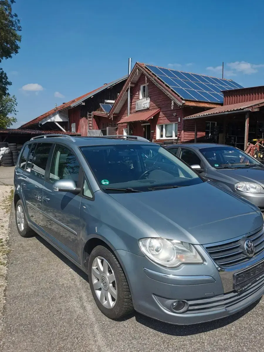 Gebraucht VW Touran 105 PS (77 kW) 2007 Grau Van / Kleinbus