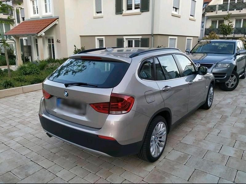 Gebraucht BMW X1 204 PS (150 kW) 2011 Braun SUV