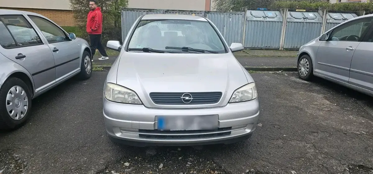 Second-hand Opel Astra 86 CP (63 kW) 2001 Argintiu Coupe