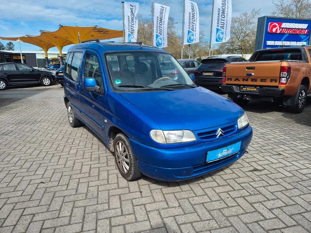 Gebraucht Citroën Berlingo 109 PS (80 kW) 2001 Blau Van / Kleinbus