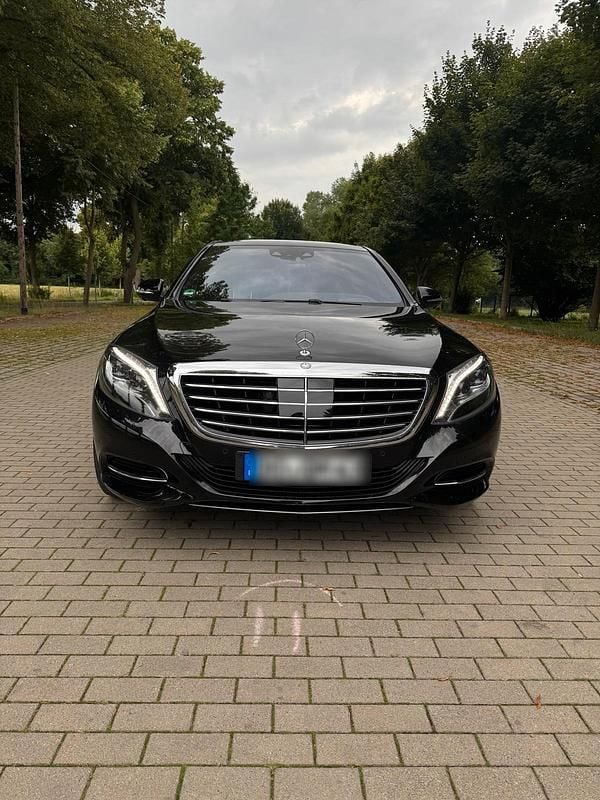 Schwarz Gebraucht 2016 Mercedes S350 Limousine | 47.500 € (Etwas zu teuer) - Bild 1/4
