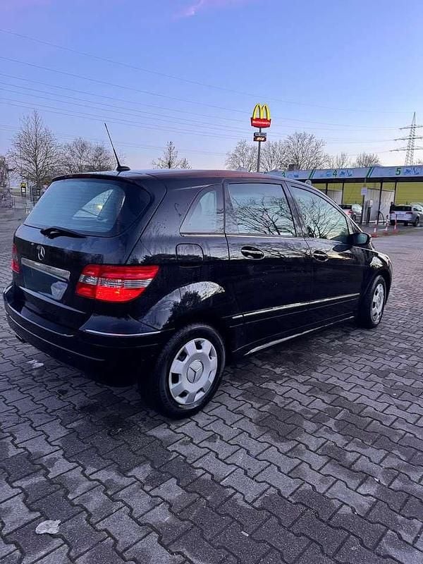 Gebraucht Mercedes 170 116 PS (85 kW) 2006 Schwarz Limousine