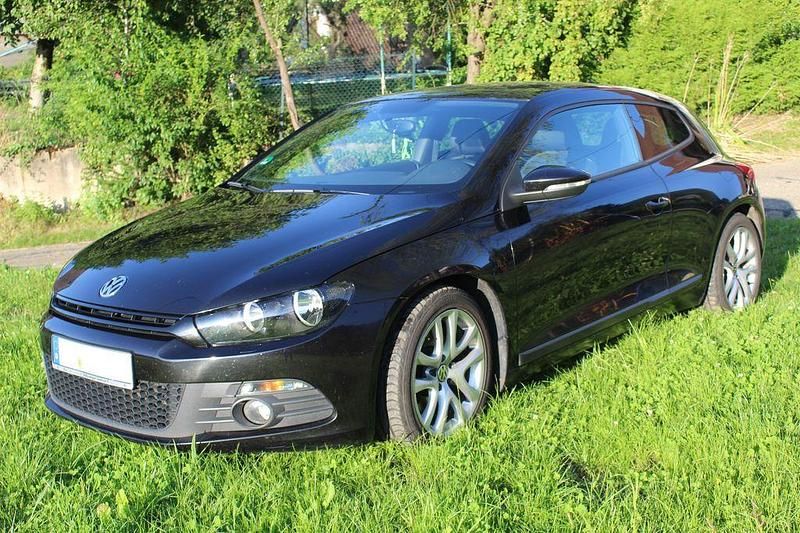Schwarz Gebraucht 2008 VW Scirocco Coupé | 8.000 € (Etwas zu teuer) - Bild 1/4