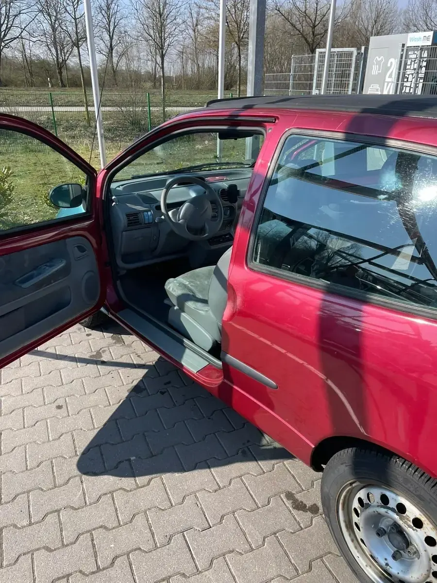 Gebraucht Renault Twingo 58 PS (42 kW) 2005 Rot Kleinwagen