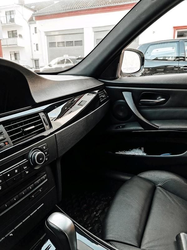 Gebraucht BMW 335 M Performance 306 PS (225 kW) 2009 Weiß Limousine