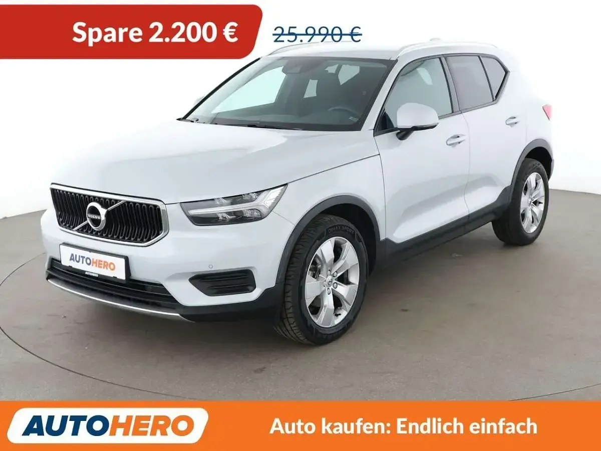 Gebraucht Volvo XC40 Momentum 163 PS (119 kW) 2022 SUV