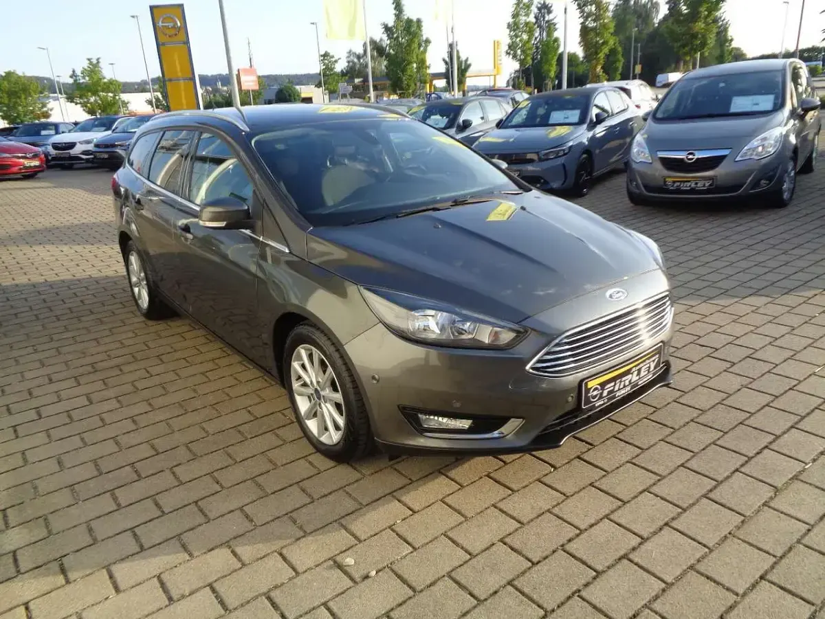 Gebraucht Ford Focus Cool & Connect 150 PS (110 kW) 2018 Grau Kombi