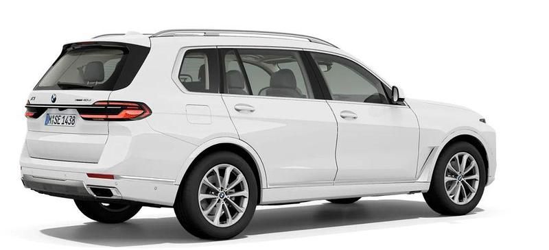 Neu BMW X7 Performance 340 PS (250 kW) 2025 Alpinweiß uni SUV