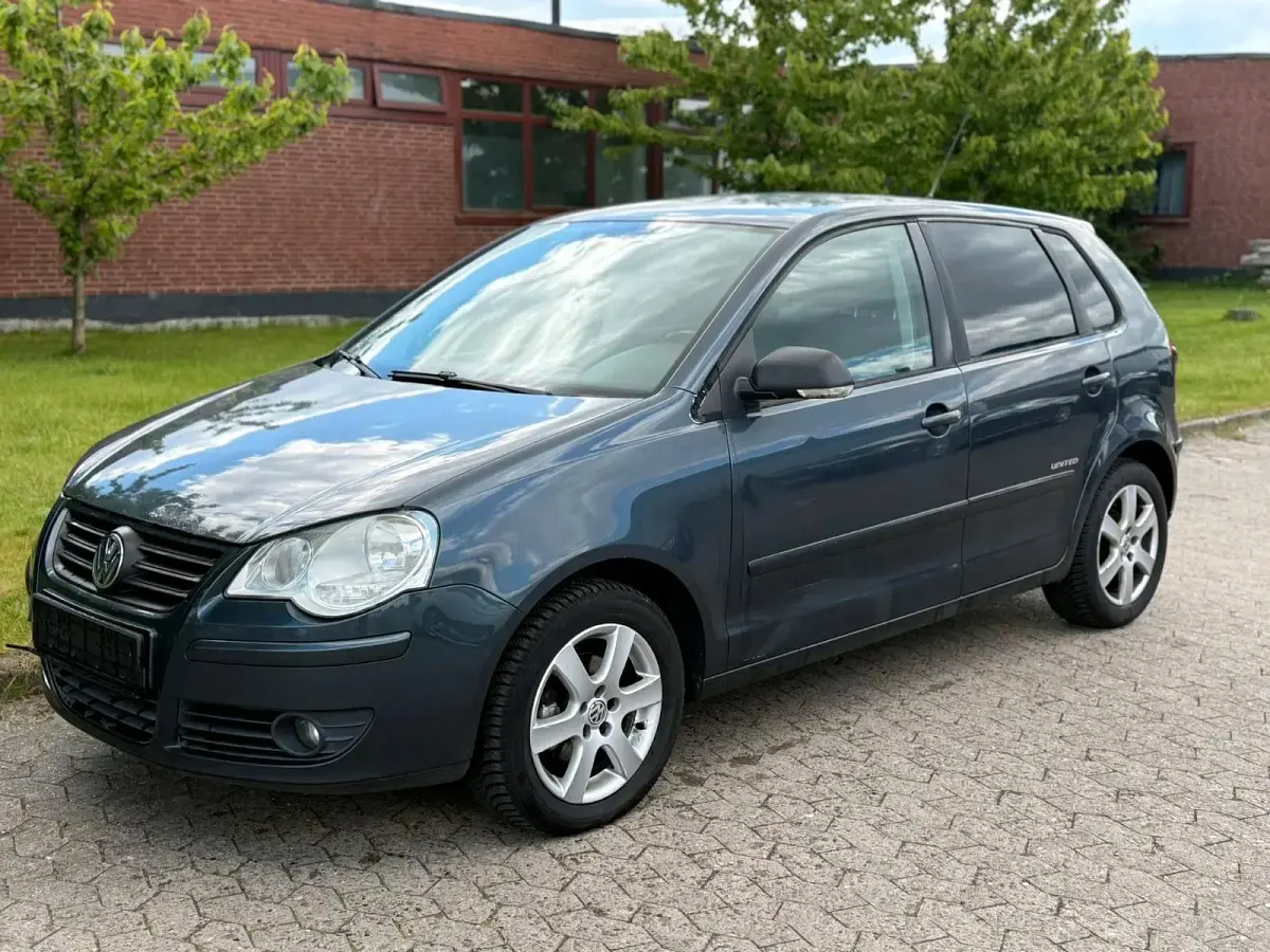 Second-hand VW Polo 69 CP (50 kW) 2008 Gri Hatchback