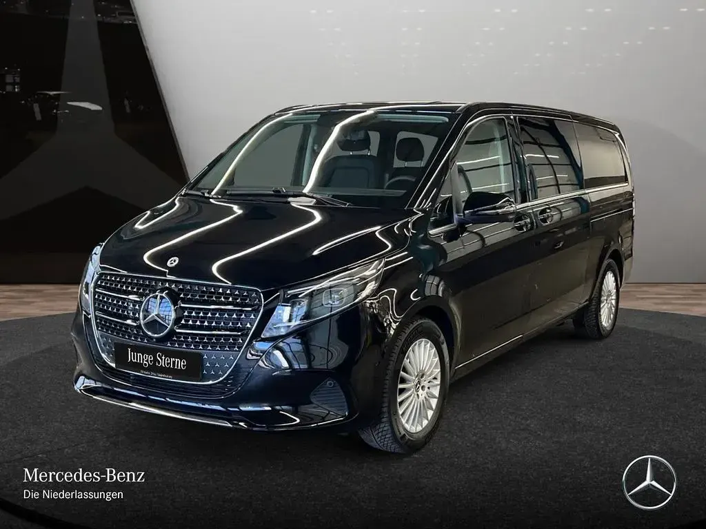Second-hand Mercedes V300 Avantgarde 237 CP (174 kW) 2025 Negru Monovolum